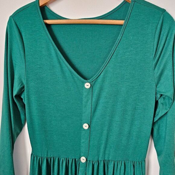 EUC LIKE NEW GREEN SCOOP NECK BUTTON DOWN SUPER MAXI LONGSLEEVE DRESS SIZE SMALL - Picture 10 of 15